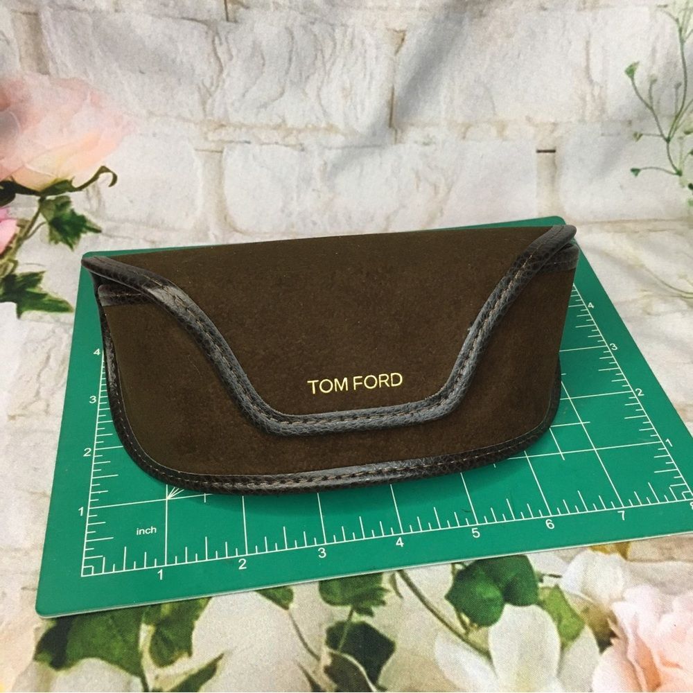 Tom Ford Brown Soft Suede Large Eye glasses case soft sturdy new never used